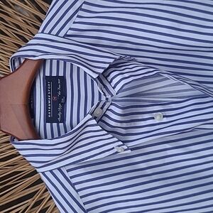 Hathaway Sports Classic Blue White Striped Long Sleeve Buttoned M Men's Shirt